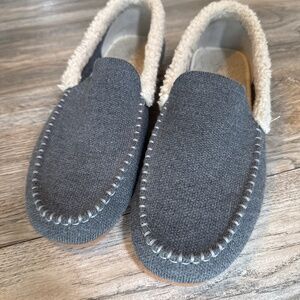 Rothy’s faux fur slipper